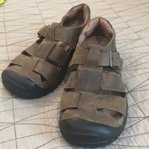 Keen Sandals Men’s Size 7.5